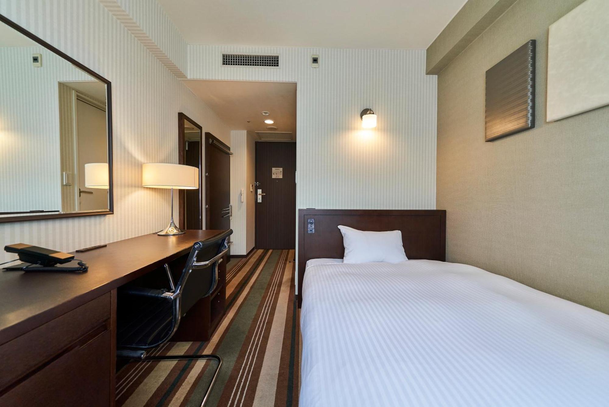 Saitama Grand Hotel Fukaja Kültér fotó